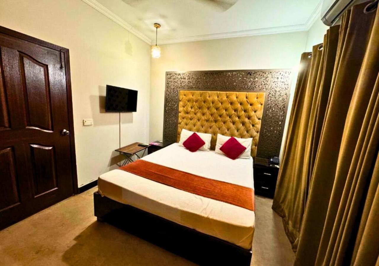 Doves Inn Hotel Kalma Chowk Lahor Dış mekan fotoğraf